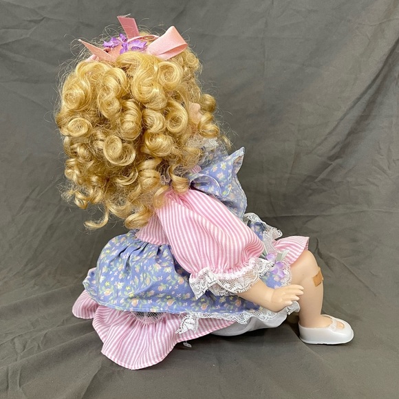 Vintage Porcelain Crying Boo Boo Teary Eyed Doll - Picture 4 of 12